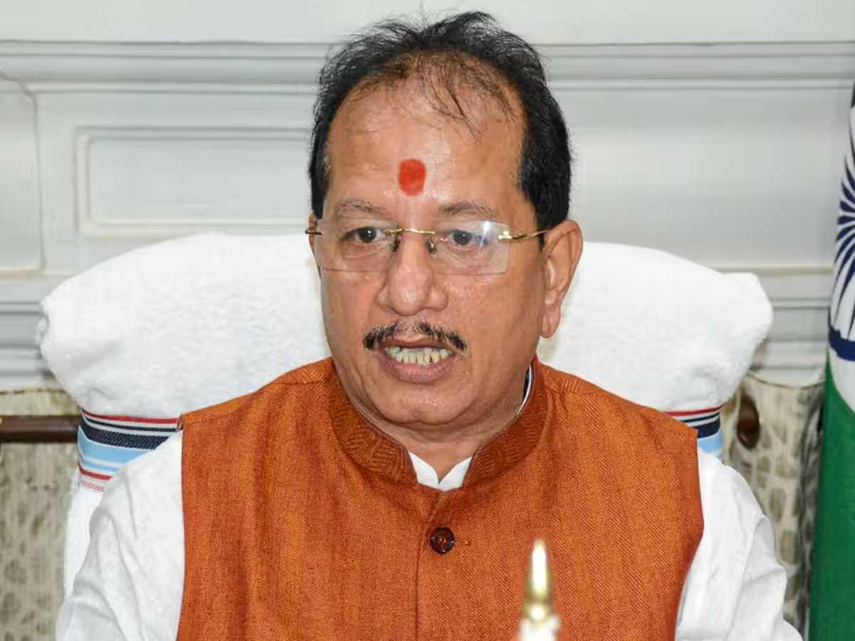 मल्लाह को नहीं, माल देने वालों को टिकट देते हैं मुकेश सहनी : विजय सिन्हा